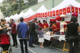 Participa Vietnam en Feria de Bazar de ASEAN en Argentina