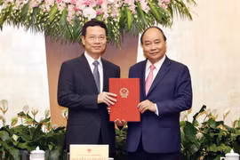 Premier de Vietnam encarga Ministerio de Información y Comunicación a director de Viettel