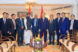 Presidente vietnamita recibe a dirigentes partidistas de la India