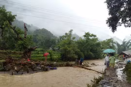 Inundaciones causan pérdidas humanas y materiales a la provincia norvietnamita