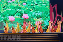 Concluye festival dedicado al Presidente Ho Chi Minh en su tierra natal