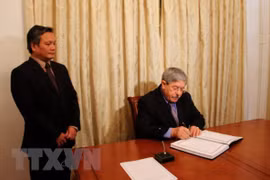 Homenajean en Argelia a dirigente partidista vietnamita Do Muoi