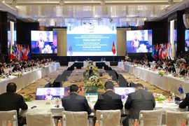 Máximo dirigente partidista de Vietnam recibe a jefes de delegaciones participantes en APPF 26 