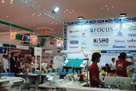 Inauguran en Ciudad Ho Chi Minh exposiciones internacionales sobre maquinaria e industria auxiliar