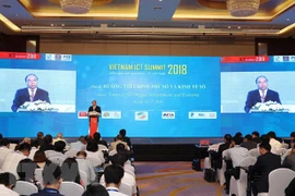 Premier vietnamita resalta rol del liderazgo en el desarrollo del gobierno electrónico 