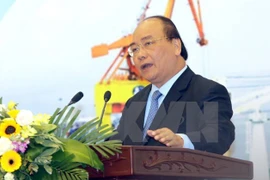 Premier vietnamita pide impulsar atracción de inversiones en sectores de alta tecnología
