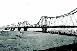 Hanoi busca medidas para preservar el puente Long Bien 