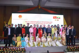 Continúan actividades conmemorativas por Día Nacional de Vietnam en el extranjero