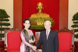 Máximo dirigente partidista de Vietnam dialoga con consejera de Estado de Myanmar