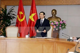 Gobierno vietnamita impulsa gestión de la economía nacional en 2018