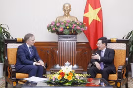 Vietnam aprecia relaciones con Letonia, afirma vicepremier y canciller