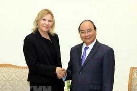 Premier vietnamita llama al apoyo de IFC para empresas startups nacionales