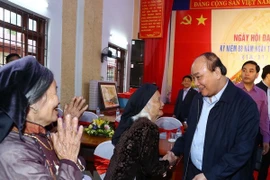 Premier de Vietnam asiste al Festival de Gran Unidad Nacional 