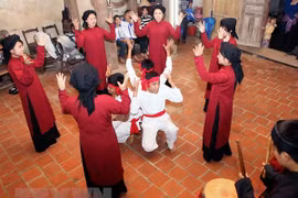 Festival para preservar cantos rituales de etnias minoritarias vietnamitas