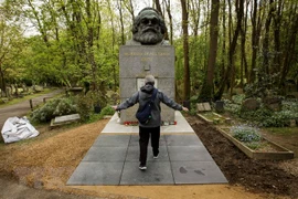 Destacan papel del marxismo-leninismo en el desarrollo de Vietnam