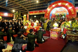 Vietnam celebra festival en homenaje a los reyes Tran