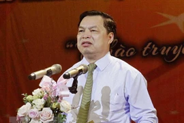 Partidos vietnamita y cubano comparten experiencias en trabajo ideológico