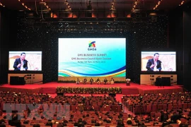 Cumbres GMC6 y CLV10: empresarios debaten sobre desarrollo y oportunidades de conexión en futuro
