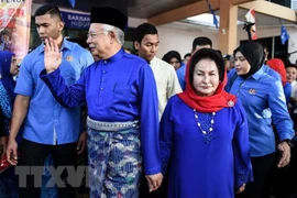 Esposa del expremier malasio Najib Razak acusada de lavado de dinero