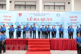 Jóvenes de Vietnam asisten a campaña de voluntarios de verano
