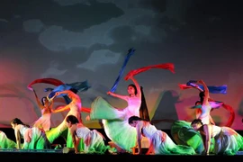 Brilla “Alma Vietnam” en céntrico teatro habanero
