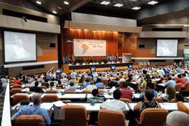 Dirigente partidista vietnamita destaca legado de Fidel Castro y fraternales nexos con Cuba en Foro de Sao Paulo