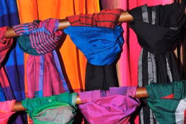 Presentan en Hanoi arte textil tradicional de Sri Lanka