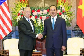 Presidente de Vietnam recibe a secretario de Defensa de Estados Unidos