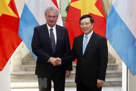 Cancilleres de Vietnam y Luxemburgo revisan avance de lazos binacionales