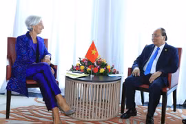 Jefe de gobierno de Vietnam se reúne con directora del FMI en Bali