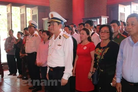 Vietnam y el mundo recuerdan nacimiento del Tío Ho