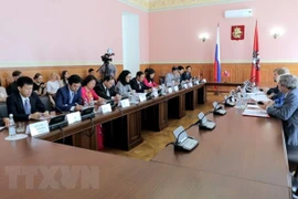 Hanoi y Moscú conceden prioridad al fomento de cooperación bilateral