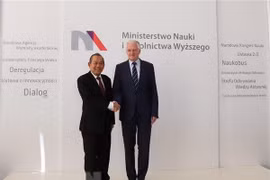 Vicepremier vietnamita inicia visita oficial a Polonia