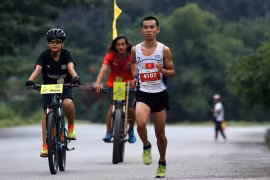 Atletas y aficionados de 17 países participaron en maratón Trang An 2018