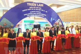 Exponen en Vietnam plantas adaptables al cambio climático en marco de Conferencia de ASEM