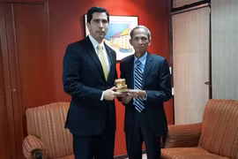 Vietnam y Paraguay fomentan relaciones bilaterales