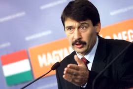 Vietnam es socio más importante de Hungría en Sudeste de Asia, afirma presidente Janos Ader