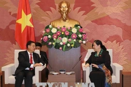 Vietnam listo para compartir experiencia en legislación con Laos