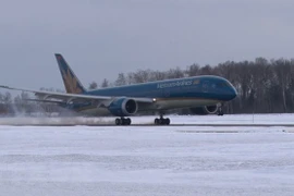 Vietnam Airlines realiza con éxito primer vuelo Hanoi – Moscú con Boeing 787-9 Dreamliner