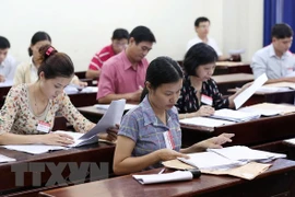 Ministro vietnamita exhorta a acelerar la recalificación del examen final de bachillerato 