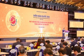 Lucha contra la pobreza moviliza a empresas digitales en Vietnam