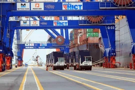 Expertos muestran optimismo sobre perspectivas económicas de Vietnam en 2022