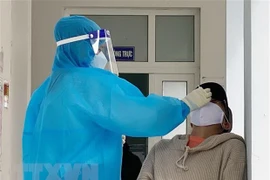 Vietnam reporta más de 15 mil casos nuevos del COVID-19