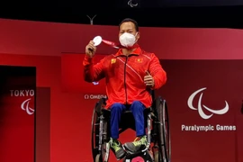 Deportista vietnamita gana oro en halterofilia de ASEAN Para Games
