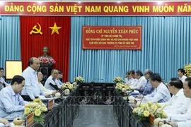 Comercio, servicios y turismo deben ser sectores económicos de punta de Ben Tre, insta presidente de Vietnam