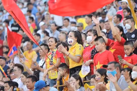 SEA Games 31: Público vietnamita de fútbol marca récord en estadio 