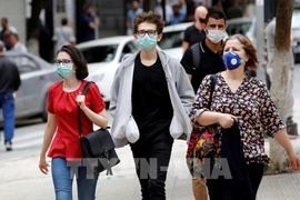 Vietnam por garantizar derechos de trabajadores coterráneos en África 