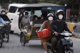 Camboya considera exención de cuarentena para personas con vacunas de refuerzo