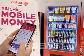 Vietnam registra cientos de miles de clientes de servicio de dinero móvil
