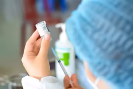 Disminuye cifra de casos diarios de la COVID-19 en Vietnam